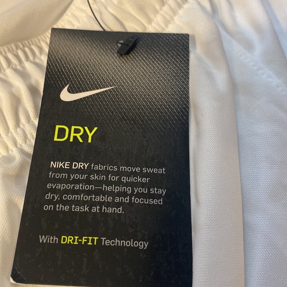 Nike shorts/trainer athletic - Picture 5 of 6